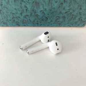 Apple AirPods